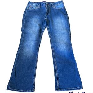 Wranglers Mid Rise Jeans